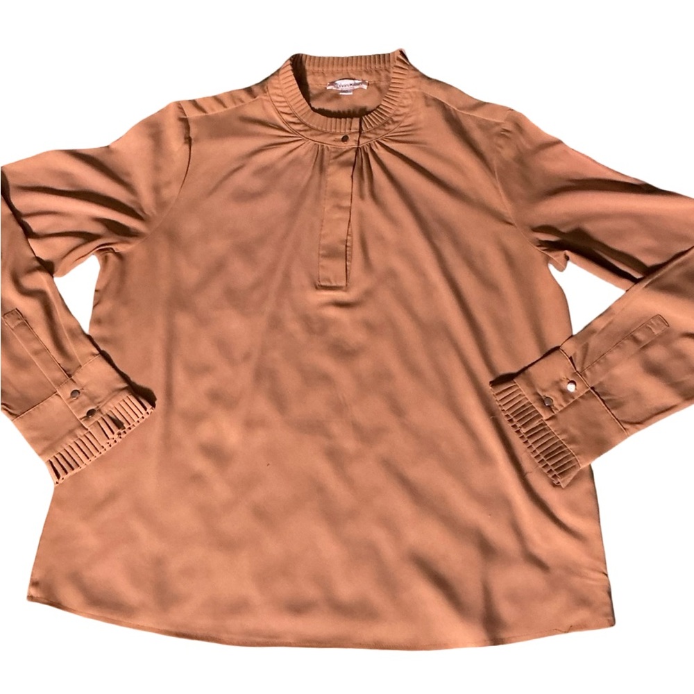 Calvin Klein 💕Mock Neck💕 Fan Design Blouse - LG